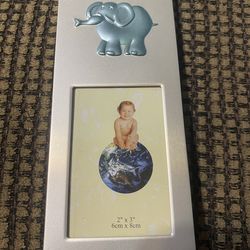 Reed & Barton Jungle Parade Silver Plated Elephant Picture Frame
