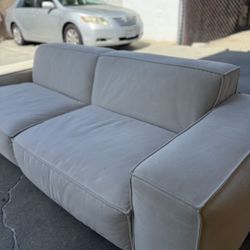 Low 2-piece comfy sofa