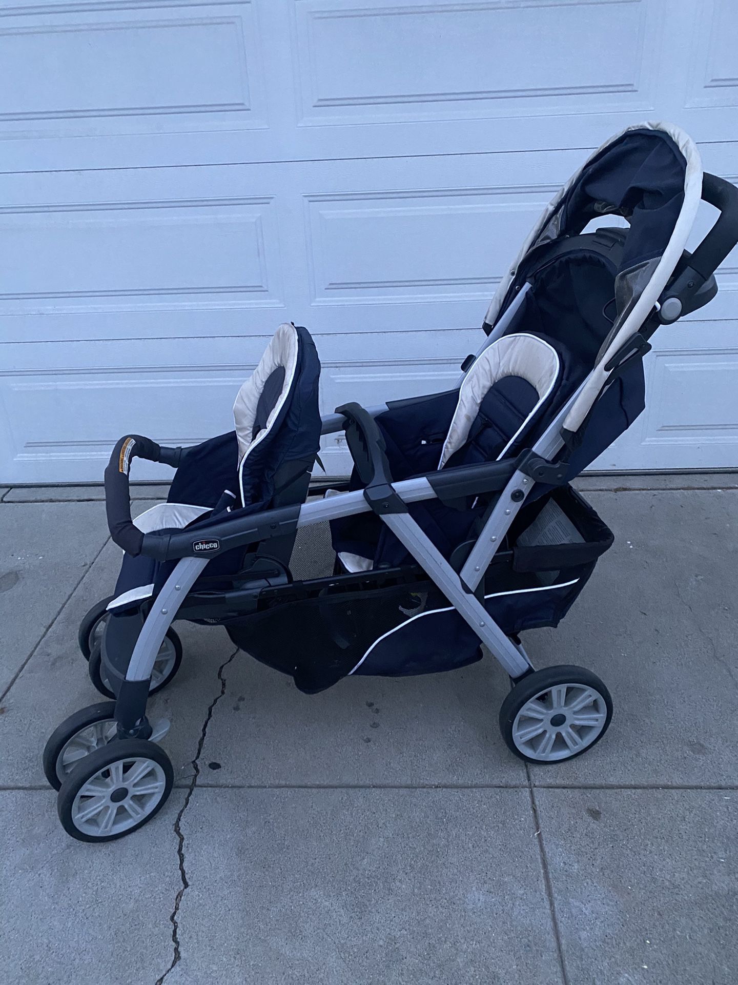 Chico cortina double stroller and car seat system