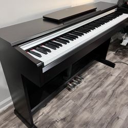 Yamaha Piano