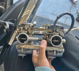 Kawasaki Ninja 500r / EX500 Carburetor (cleaned) (OBO)
