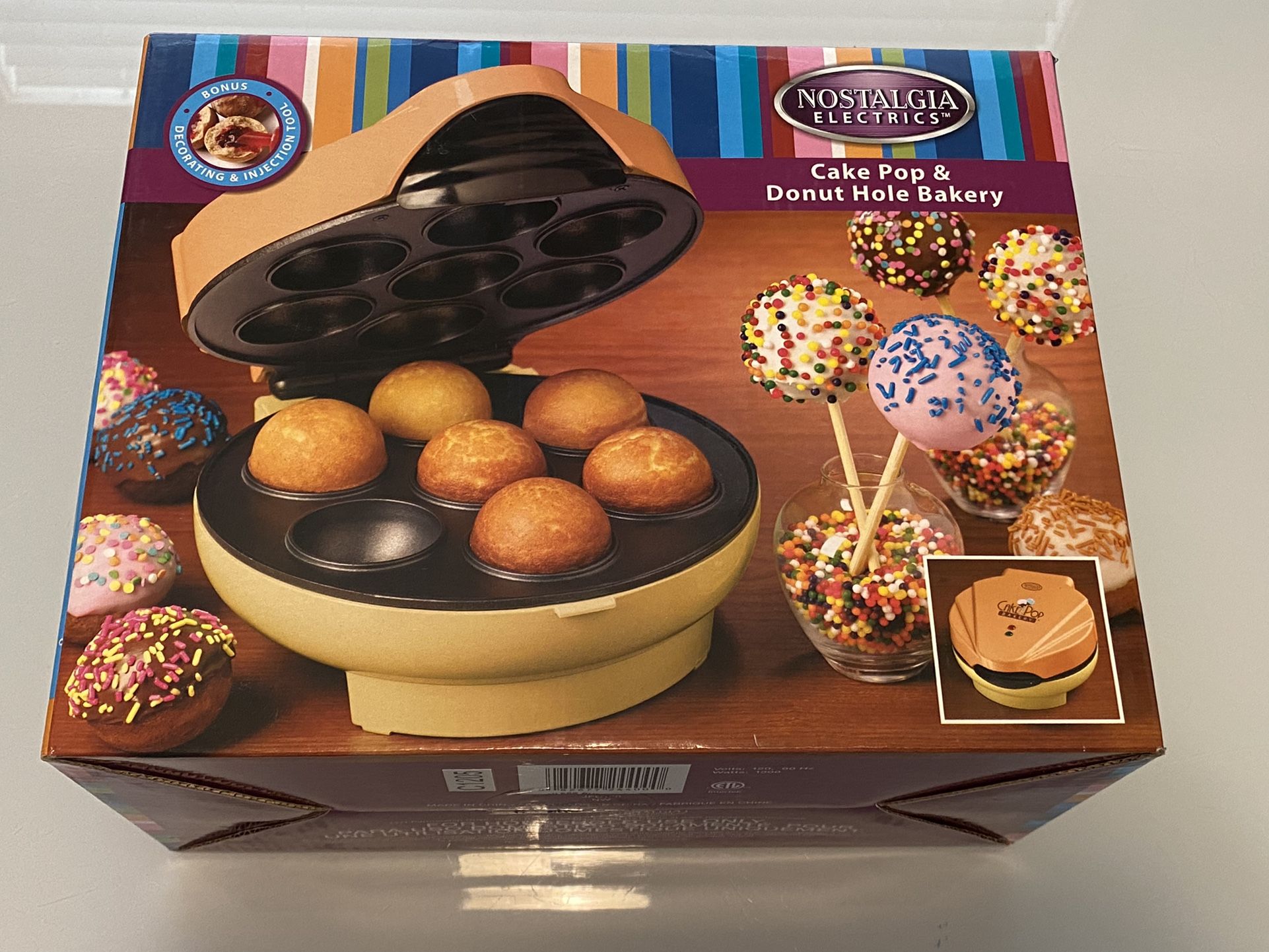 Nostalgia Electronics Cake Pop Maker