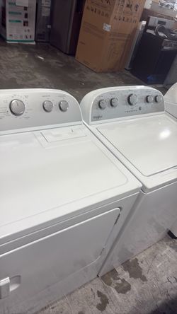 Whirlpool Washer and Dryer Set