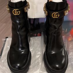 Gucci Ankle Boots Size 38 Like New!