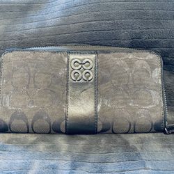Coach Vintage Cloth Wallet