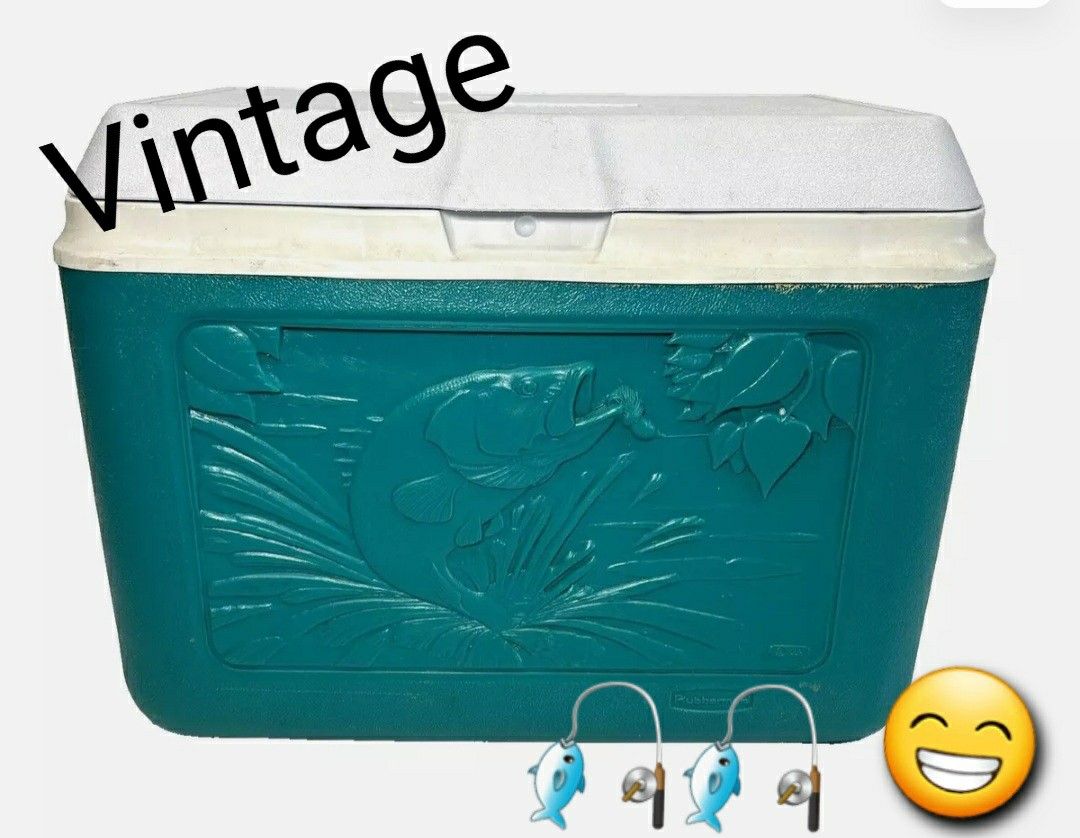 Vintage Fishing Cooler Rubbermaid
