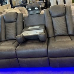 Power Reclining Sofa W/ Adjustable Headrest And Wireless Charging Pad 