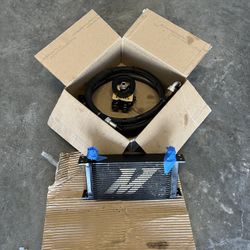 MISHIMOTO OIL COOLER WITH THERMOSTATIC PLATE