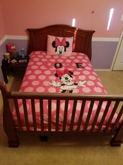 Crib to Full size bedroom set - 3 in 1 convertible