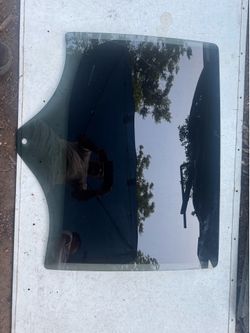 2019-2025 Chevy Silverado door glass