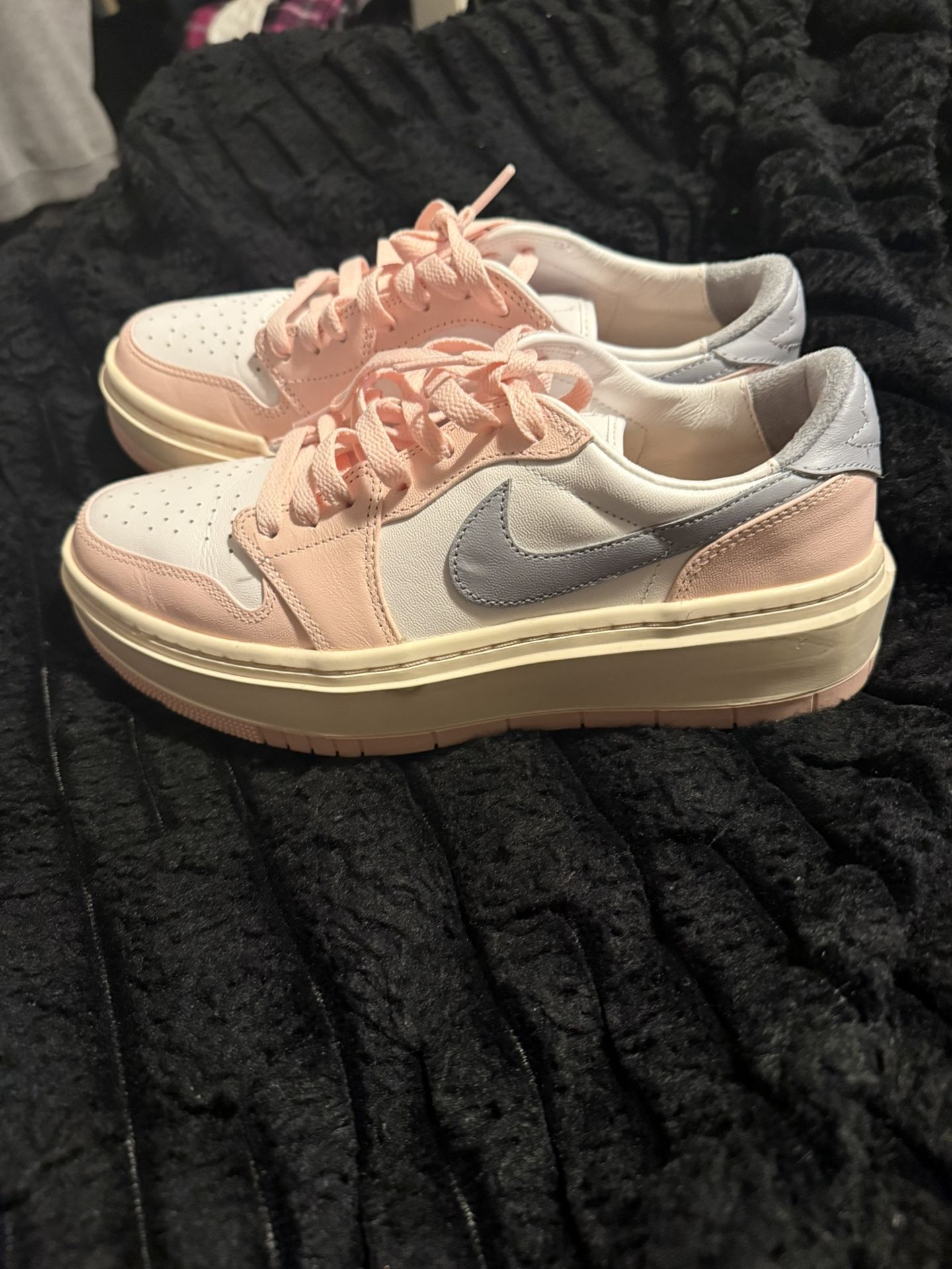 Nike Air Jordan Size 9 Woman