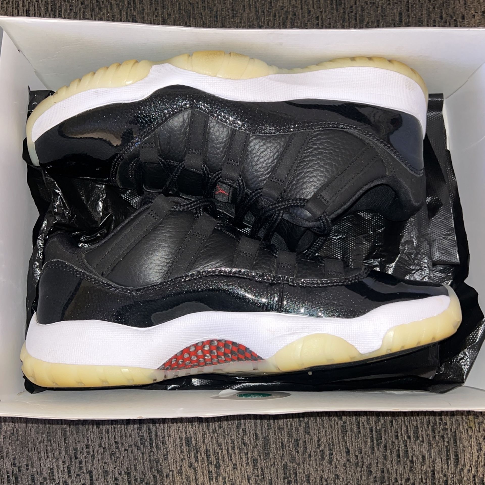 Jordan 11s Retro Low