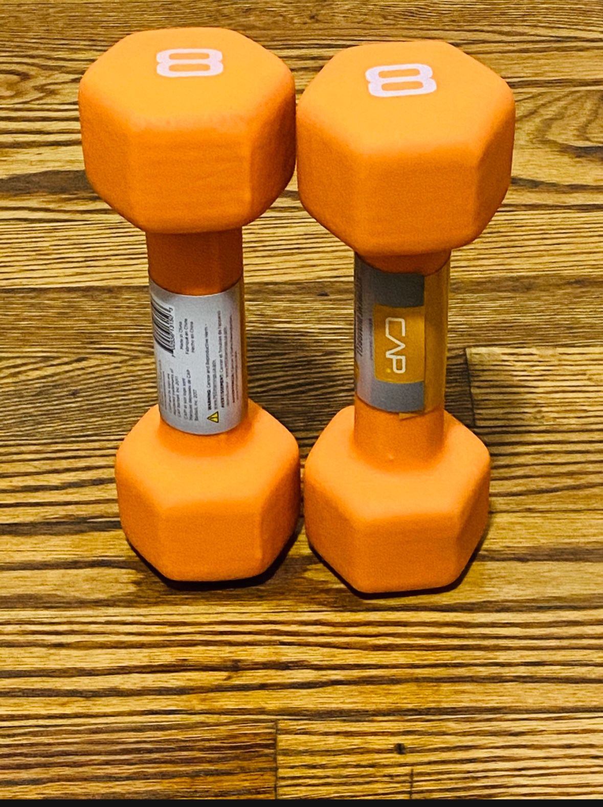 Cap 8 LB Dumbbell set