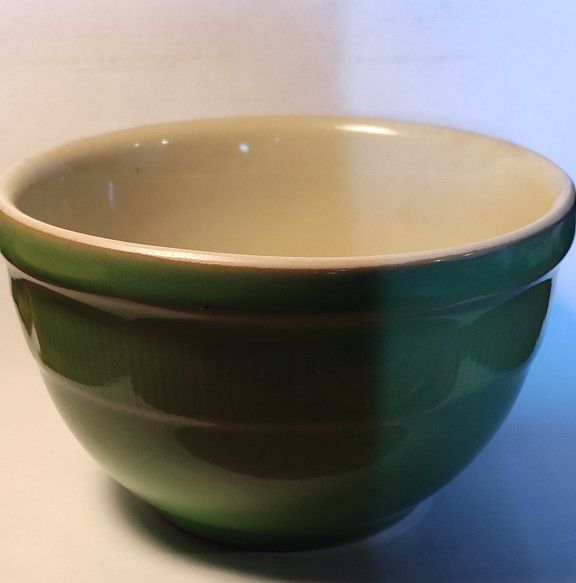 Vintage Hall Green Small Bowl 