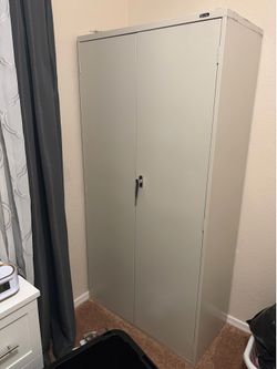 Sturdy Metal Storage Cabinet with Lock & Keys (Used)