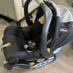Used  Chicco Key Fit Car Seat With Base