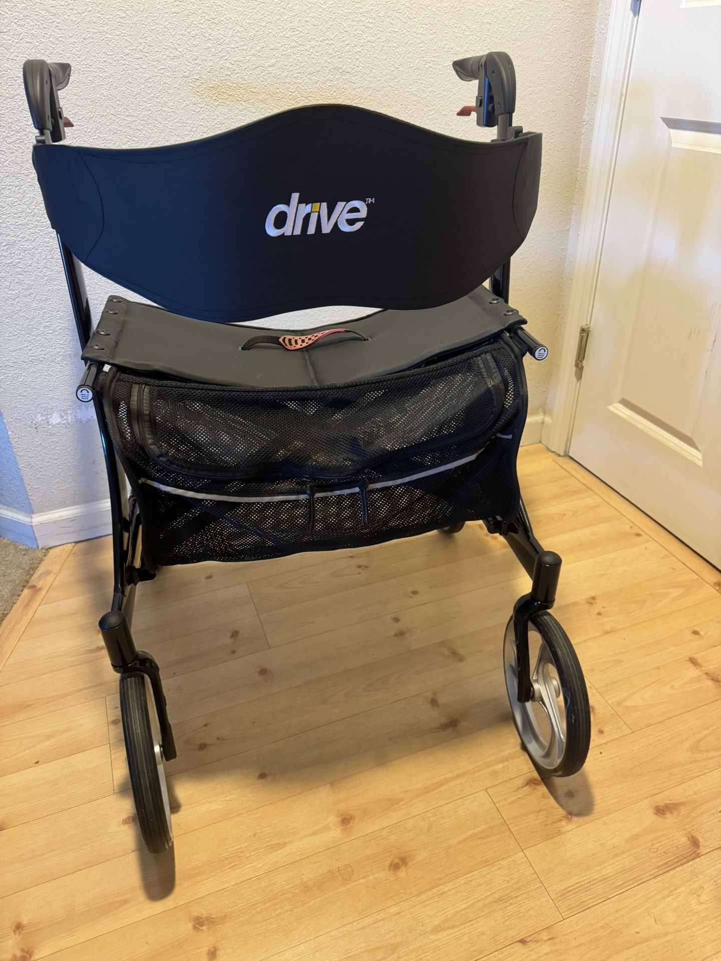 Nitro Heavy Duty Rollator (Drive)