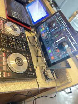 Dell Touchscreen Laptop Con Virtual Dj Y DDJ Sb3