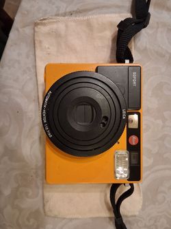 Leica SOFORT 1st Generation FIRE ORANGE
