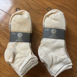 NWT Vince Camuto women quarter socks 18 pairs 