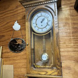 Antique Howard Miller Wall Clock