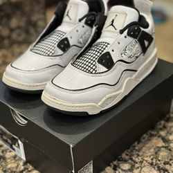 Jordan 4 Retro SE Size 1 