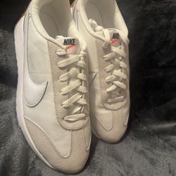 White Nike Size 10 New