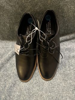 Men’s dress shoes