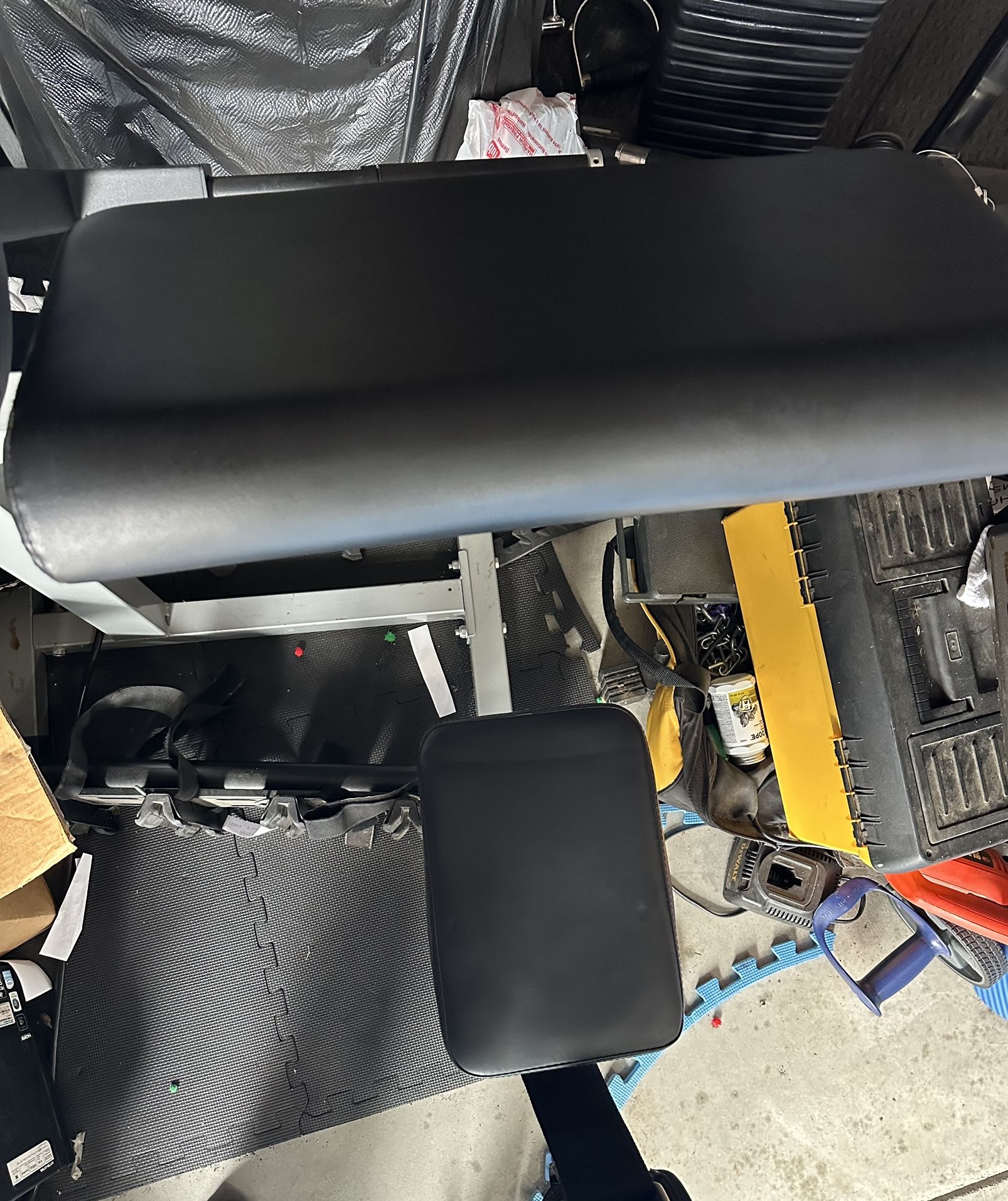 Preacher/Tricep Curl Machine