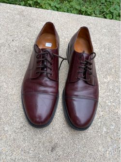Men’s shoes. Like new. Great quality and brand, Cole Haan.