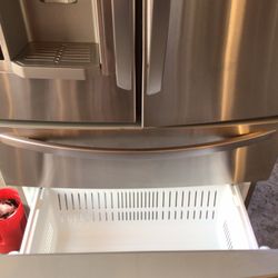 LG French Door Refrigerator 