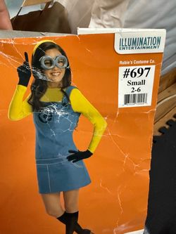 Halloween costume MINION