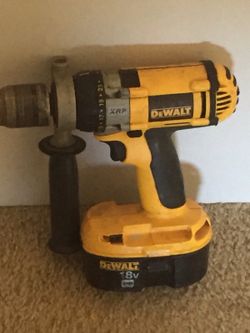 18 volt DeWalt Hammer Drill
