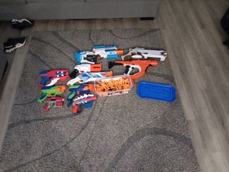 10 Nerf Guns