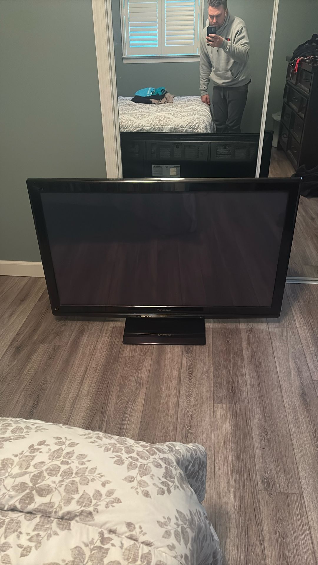 Panasonic TV 49 1/2 Inch