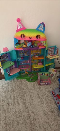 Gabby dollhouse setup