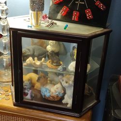 Cat Collection With Curio 