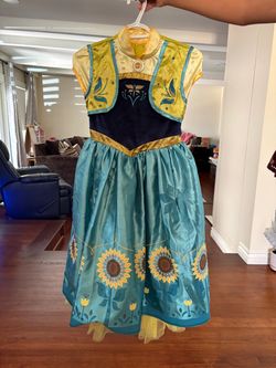 Disney Anna Dress Size 9/10