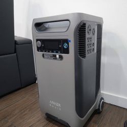 Anker Solix F3800 Portable Power-station 