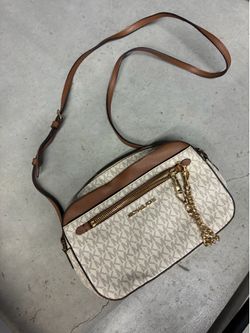 MK Cross body bag