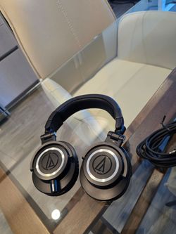 Audio technica ath m50x mint
