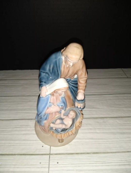 Cosmos Fine Porcelain Holiday Nativity Birth Scene Collectible Figurine 6'in