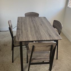 dining table with 4 chairs 