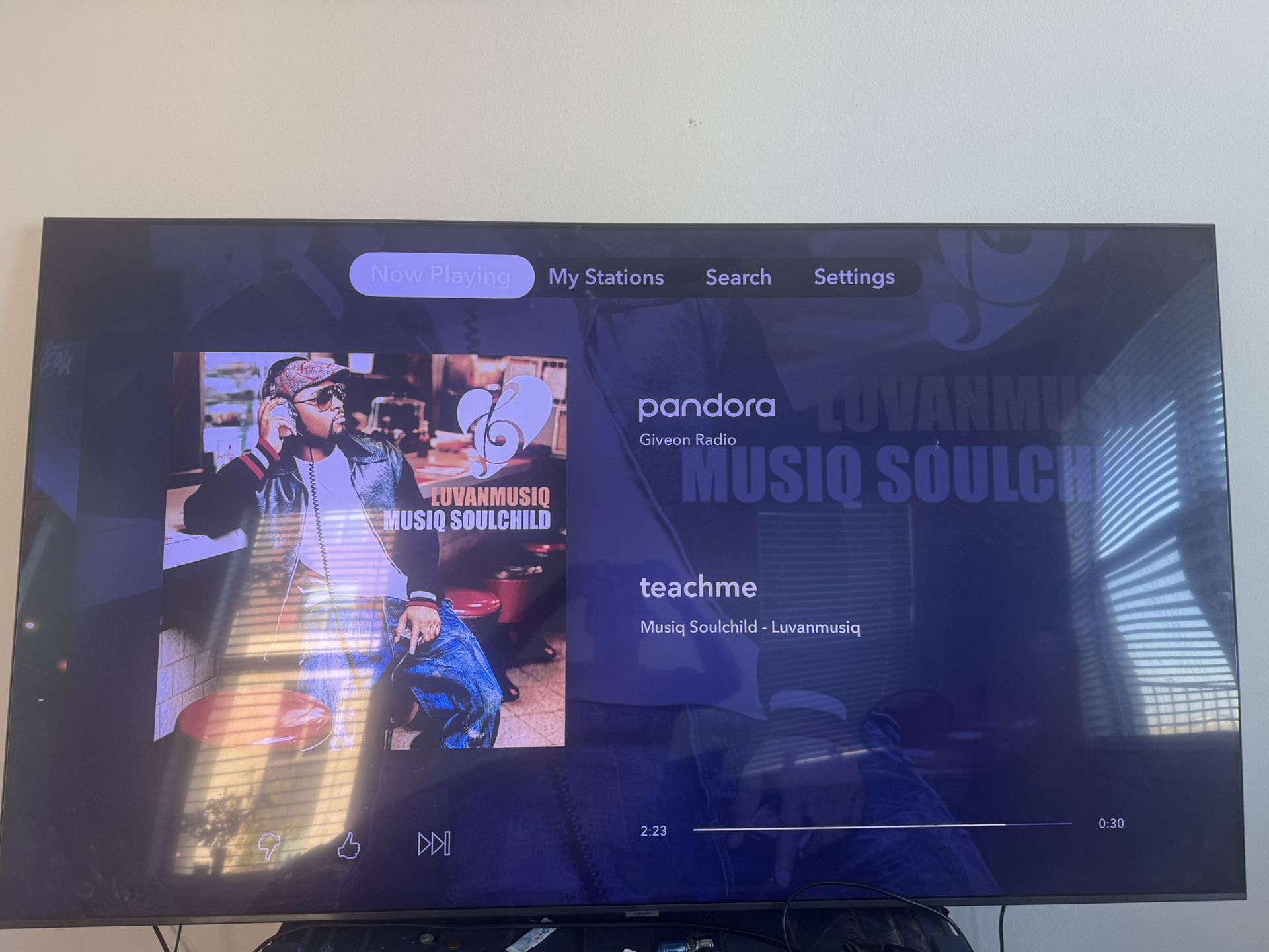 Samsung Smart Tv 75in