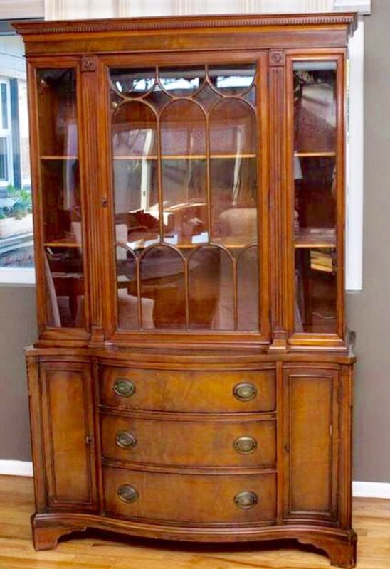 vintage solid mahogany bernhardt furniture co. lenoir nc, post