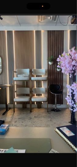 premium dining chairs
