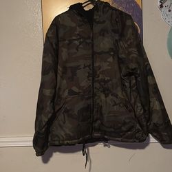 Reversible black jacket size Large