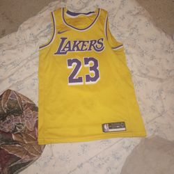 Lebron James Jersey First Year With Lakers