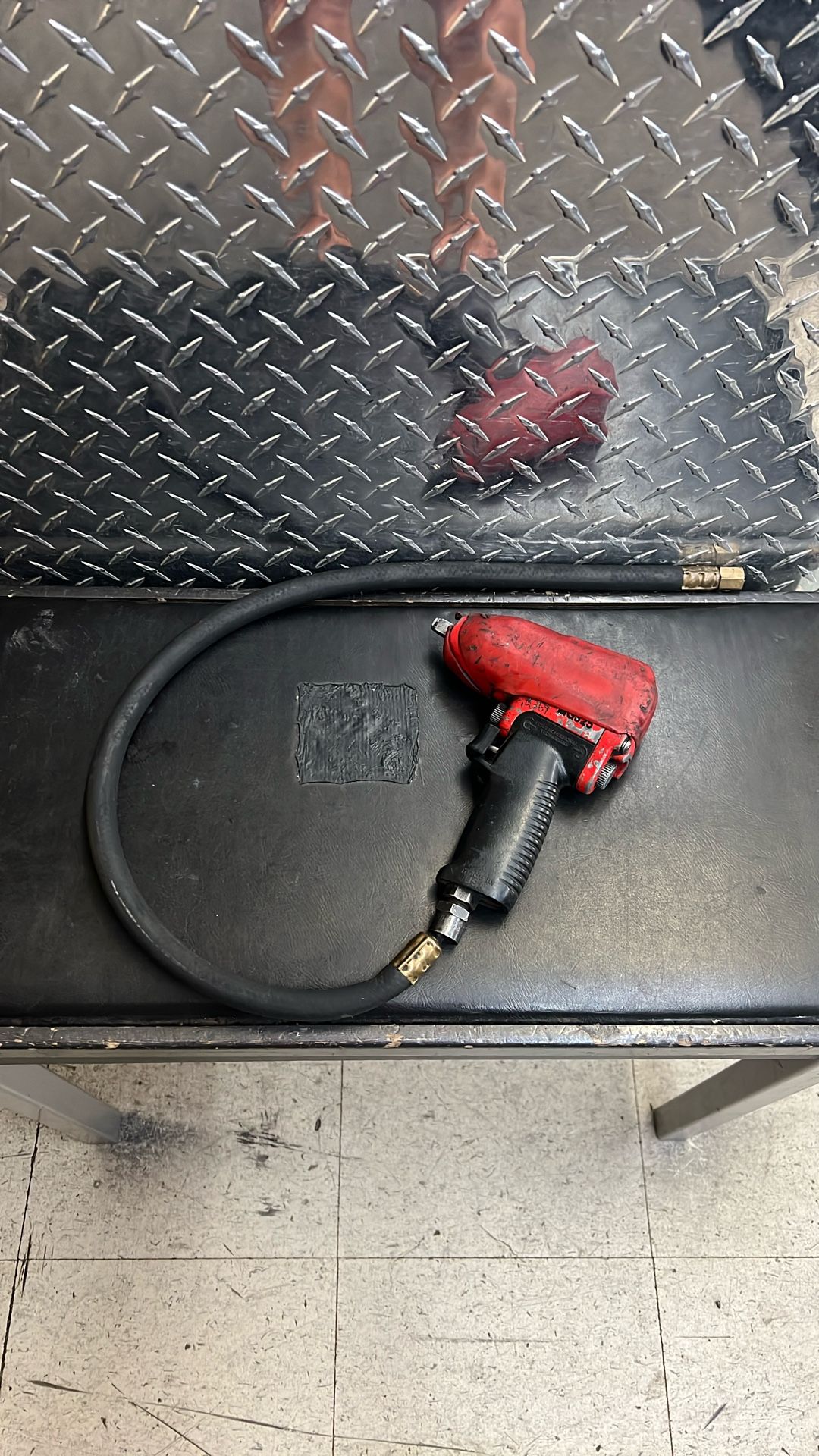 Snap-On Snap On Pneumatic Air 3/8” Impact Wrench MG325