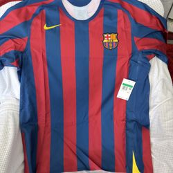 Nike FC Barcelona Re-Issue 2005/06 Ronaldinho #10 Home Jersey